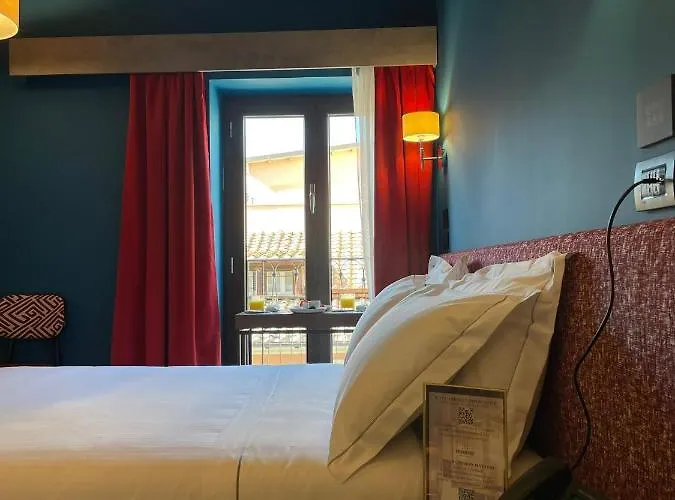 Passpartout Boutique Palace בית הארחה